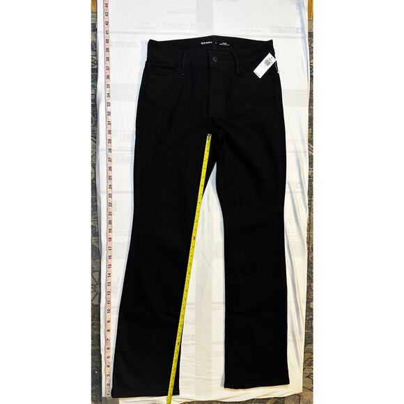 Old Navy Mid-Rise Wow Boot-Cut Jeans Black Size 4 NWT Stretch Denim - Picture 6 of 6